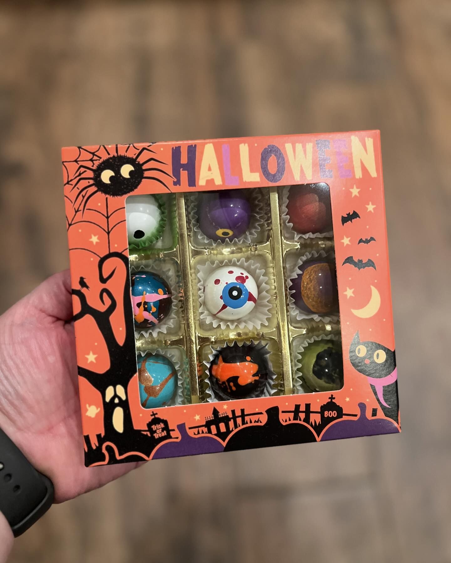 Spooktacular Halloween Bonbons